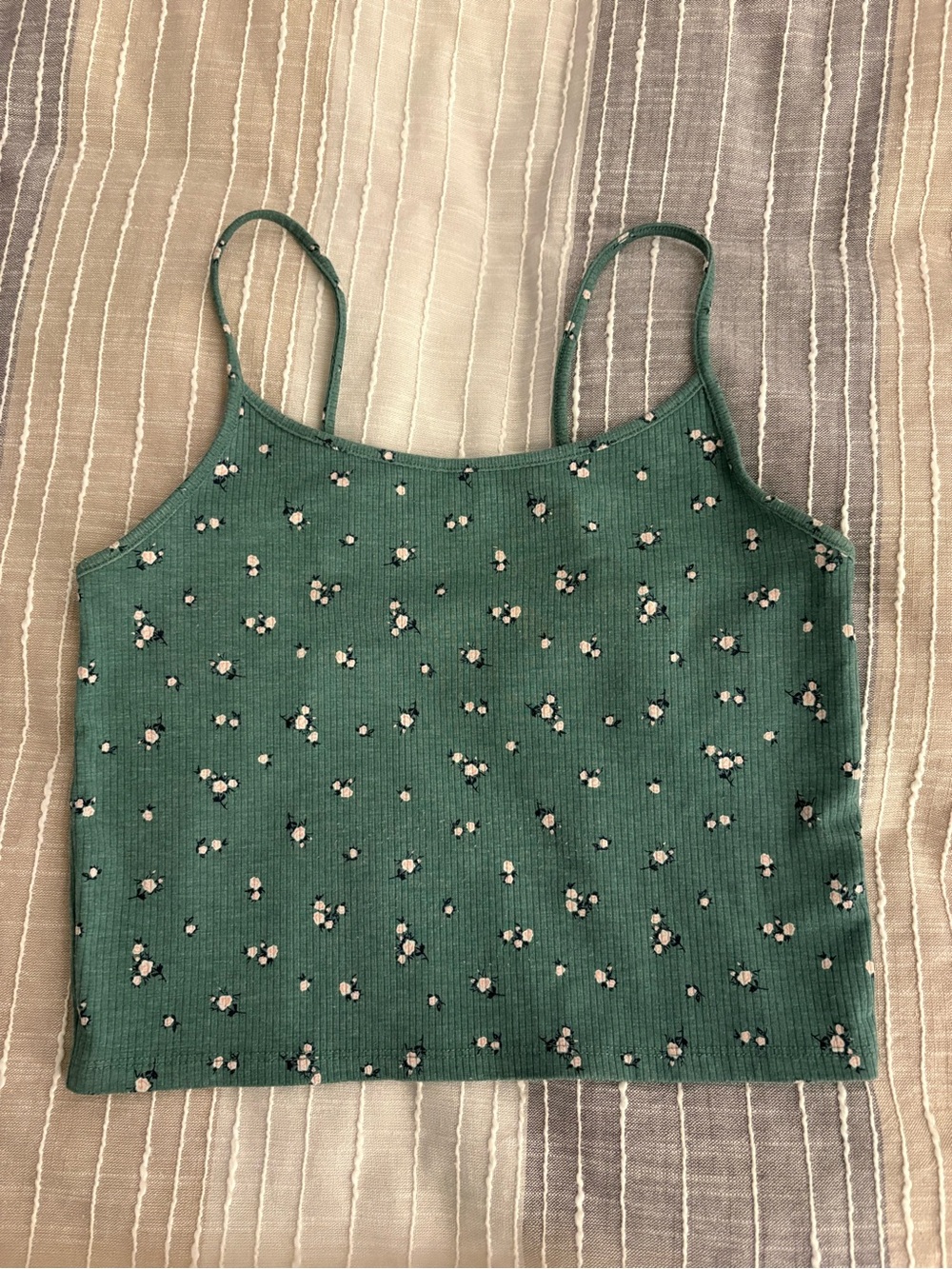 American Eagle Green Floral Ribbed Cami Tank Top Sz M